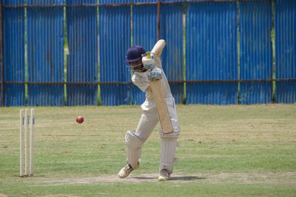 Best Cricket Shoes for Grip, Comfort & Performance: Complete Guide (2026)