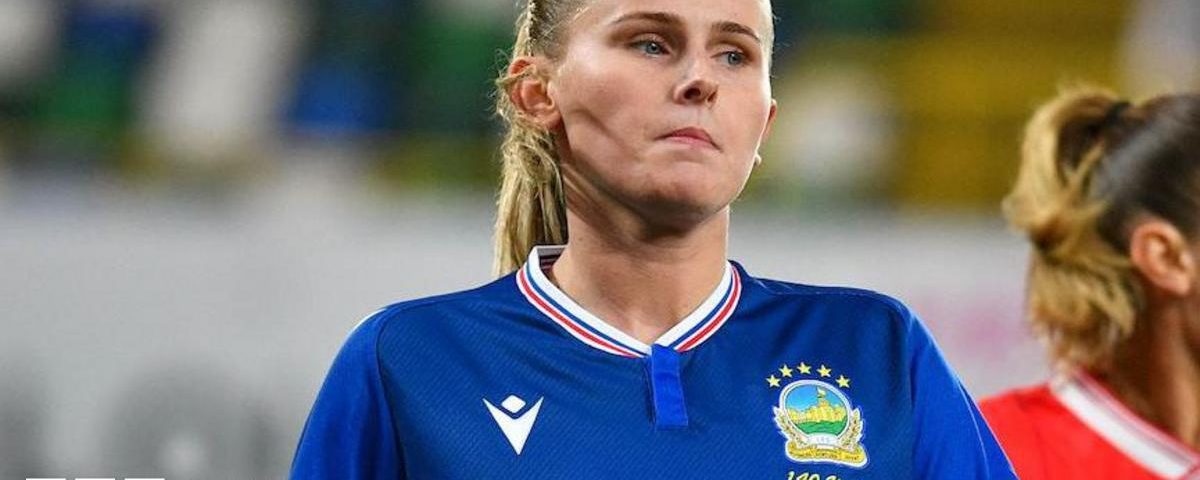 Cora Chambers Named in Northern Ireland Squad for World Cup Qualifier