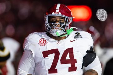 Kadyn Proctor's 2026 NFL Draft Prospects Spark Fan Buzz