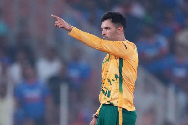 Keshav Maharaj Joins Mumbai Indians for IPL 2026: A Tactical Insight