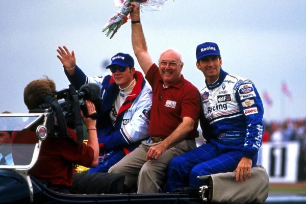 Villeneuve Reflects on Rivalry with Hill in Formula 1 Legacy