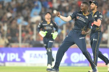 Gujarat Titans’ Jason Holder Shines in IPL 2026 Match