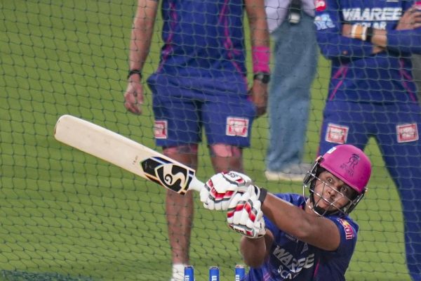 IPL 2026 Eliminator: SRH vs RR Streaming and Match Insights