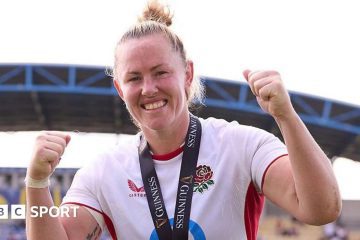 Marlie Packer Shines as England Eyes Six Nations Grand Slam