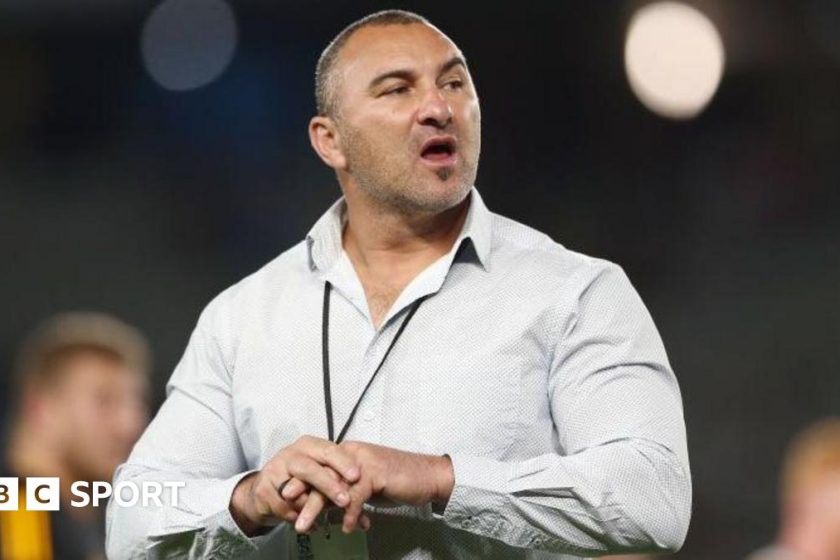 Munster's Coaching Shuffle: Randle's Departure from Six Nations Plans