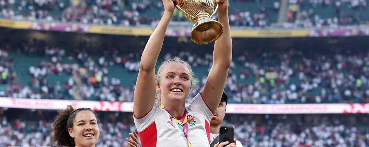 Sale Sharks Sign England World Cup Winner Zoe Stratford