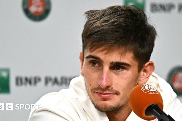 Cobolli Advances to French Open Final Amid Withdrawal of Arnaldi