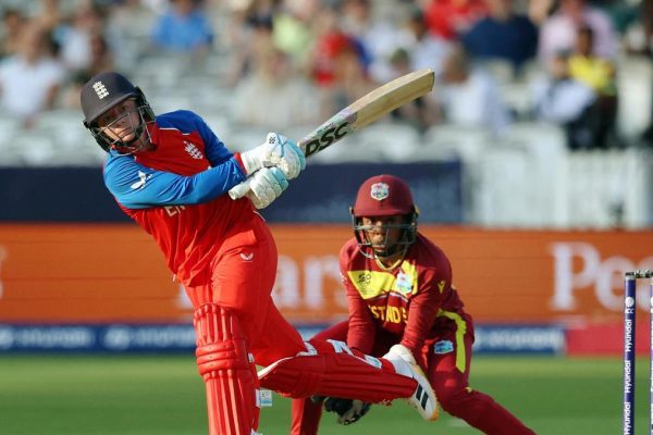 England Secures Semifinal Spot in Women's T20 World Cup