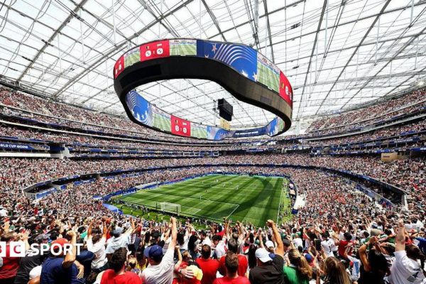 Fans React to BBC's Best World Cup Stadium Discussion