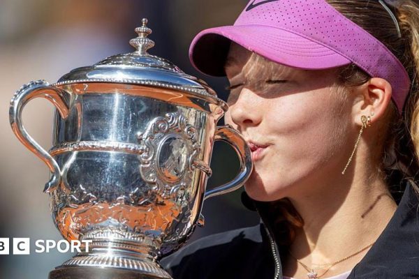 Mirra Andreeva Celebrates Grand Slam Victory at French Open