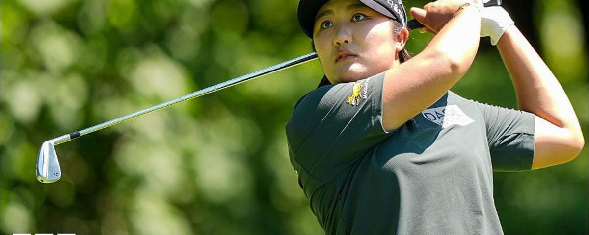 Yoon Falters as Ryu Takes Lead at Women’s PGA Championship