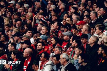 Manchester United Fans Rage Against Ticketing Crackdown