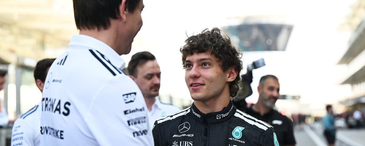 Mercedes Signs Kimi Antonelli for 2025 F1 Season Amid Hamilton Exit