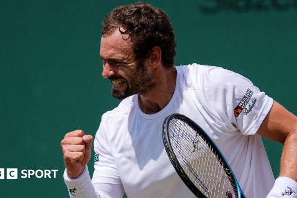 Wimbledon Upsets: Qualifiers Challenge Grand Slam Elite